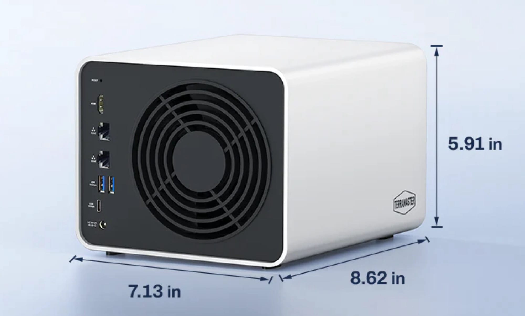 Port konektivitas belakang TerraMaster F4-425 Pro termasuk dua Ethernet 5 Gbit/s