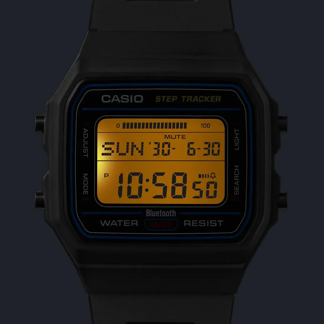 Varian warna hitam dan hijau teal dari jam tangan Casio FB100W