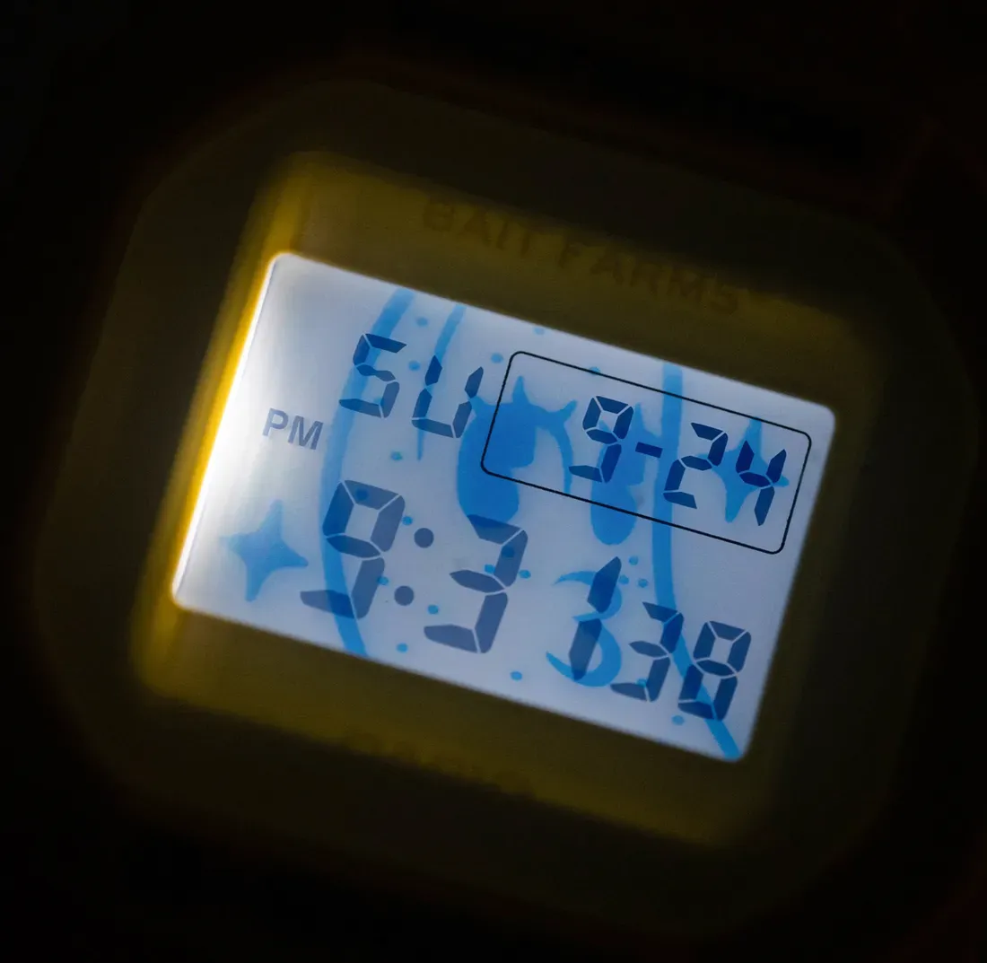 Kemasan kaleng kuning BAIT untuk Casio G-Shock Yamagata's Finest