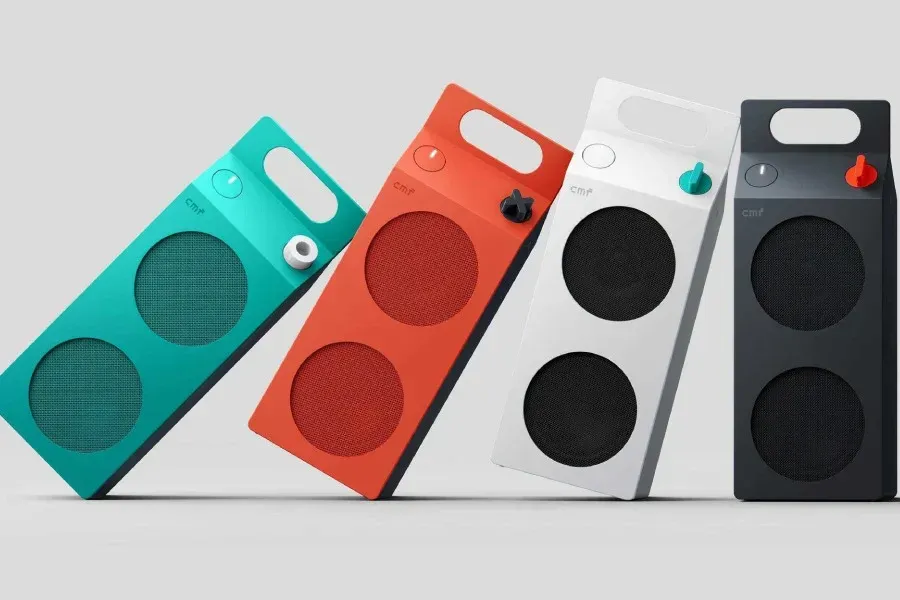 Pilihan warna CMF Speaker M dengan desain gagang pembawa