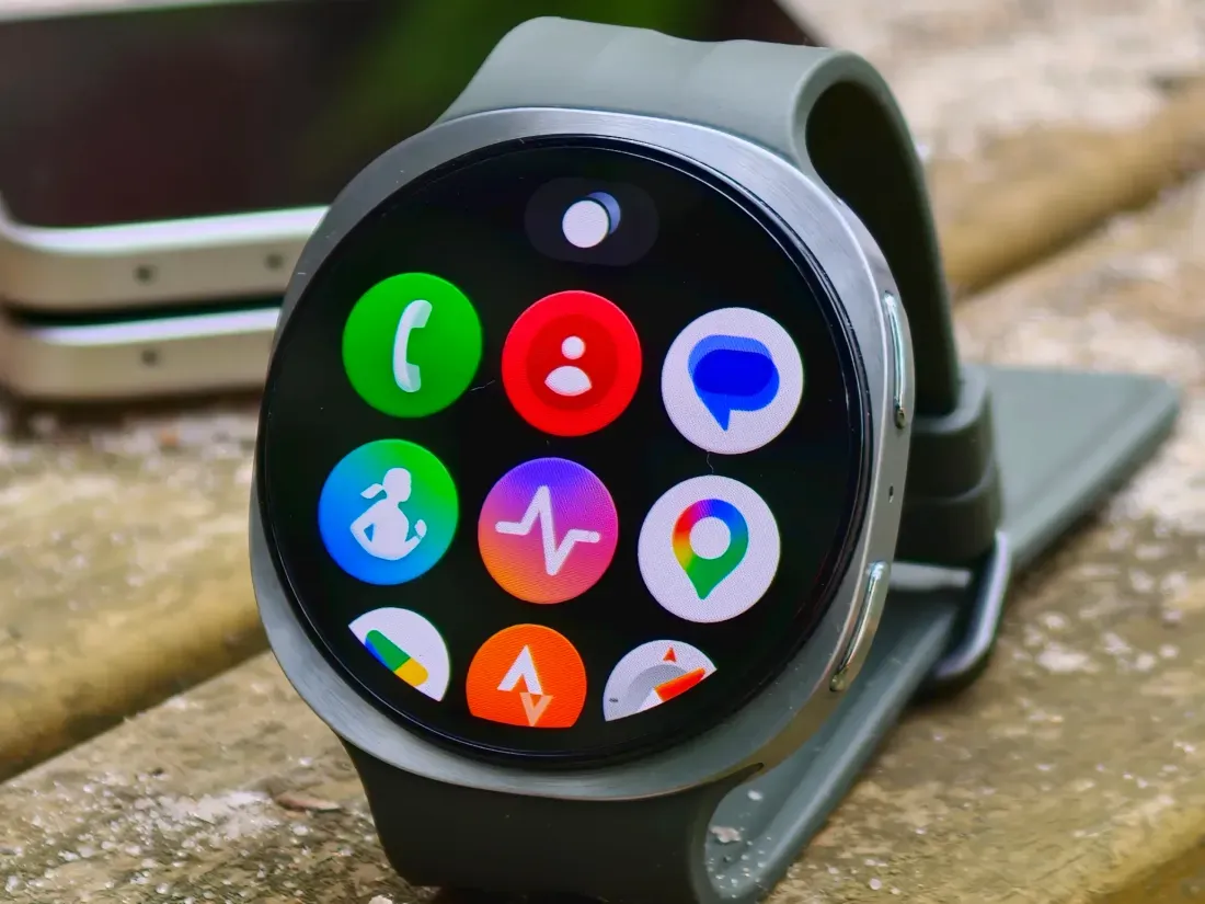 Ilustrasi 20260910 160903 q82 w2560 h Galaxy Watch9 Tersandung di Fitur Isi Daya Ekosistem Samsung