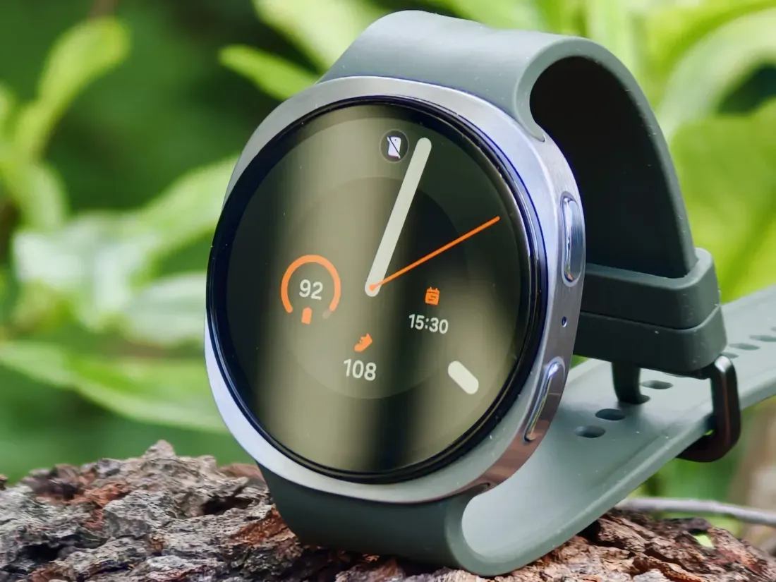 Ilustrasi test samsung galaxy watch 9 notebookcheck 1 q82 w2560 h Galaxy Watch9 Unggul di Fitur, Kalah pada Daya Tahan Baterai