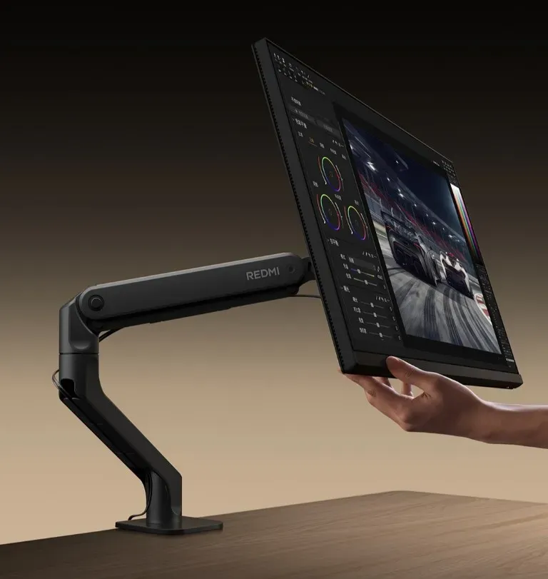 Foto tampilan multi-monitor dan display Redmi Monitor Arm Hadirkan Beban 9 Kg dan Jalur Kabel Tersembunyi Rp743 Ribuan, foto 1 dari 4