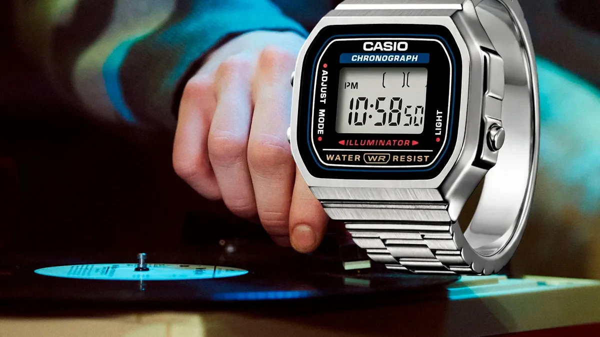 Casio CRW-002 jam tangan cincin generasi kedua dengan desain retro A168