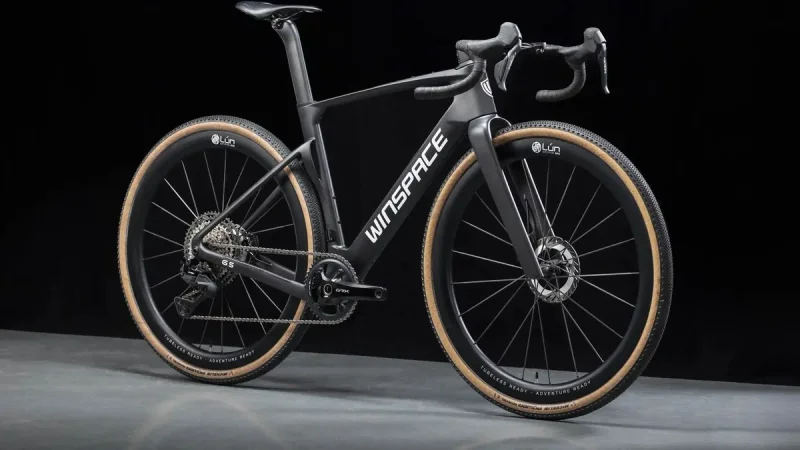 Sepeda Gravel Winspace G5 Muat Ban 58mm dan Frame 950g, Solusi Balap Ekonomis