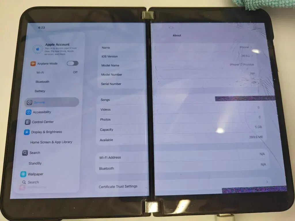 Tampilan menu pengaturan iOS 26 di Microsoft Surface Duo 2