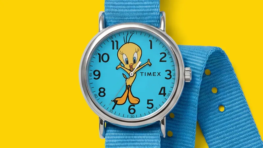 Tali strap fabric 20mm warna biru pada jam tangan Timex Tweety Bird
