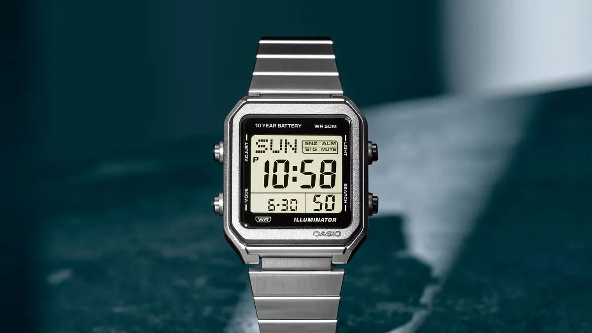 Casio W-221HD-1A jam tangan digital kotak berbahan rantai stainless steel