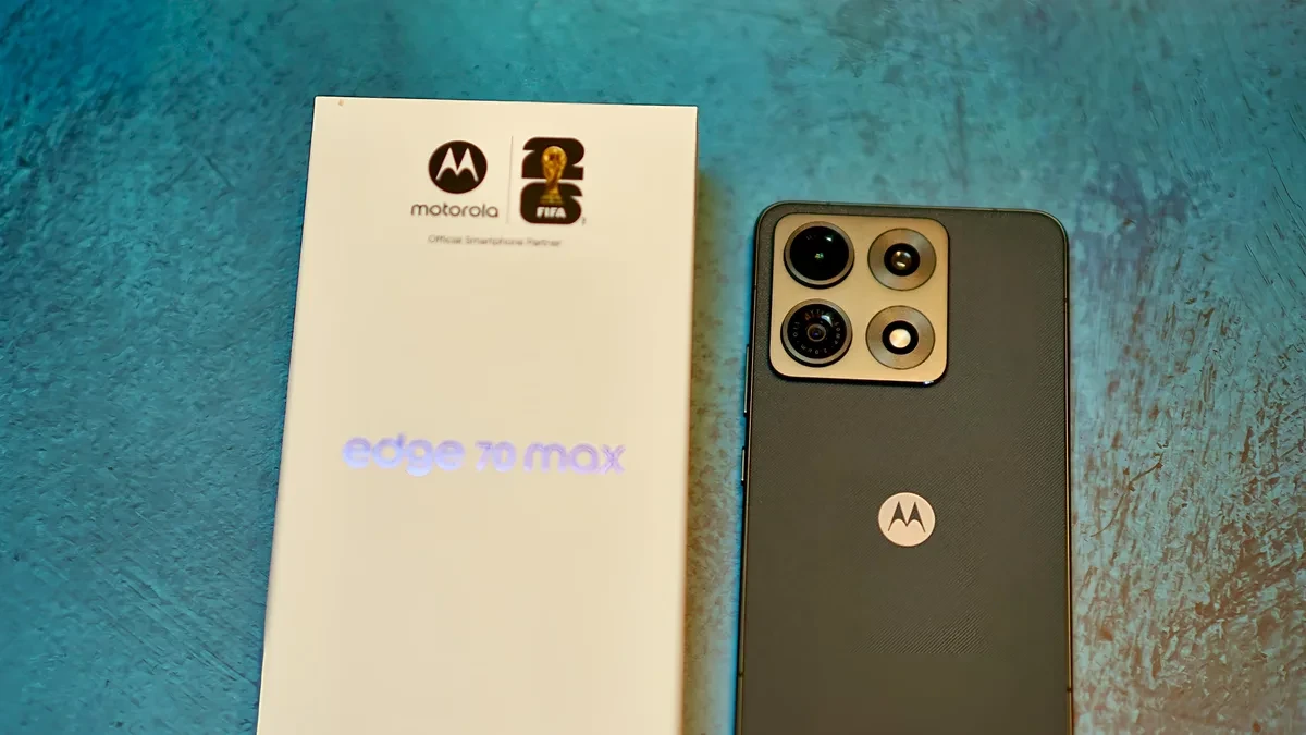Motorola Edge 70 Max dengan bodi alumunium premium dan baterai 7.100 mAh
