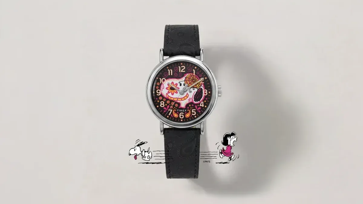 Tampilan utama Timex Weekender Day of the Dead Snoopy watch