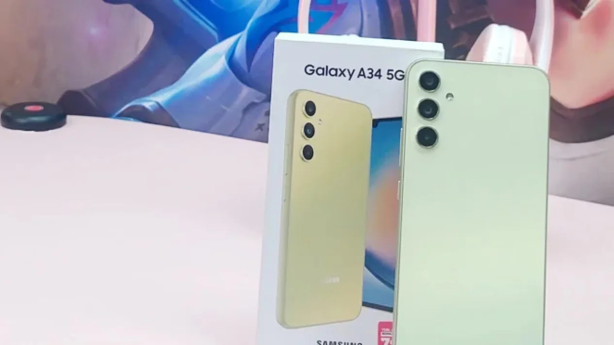 Samsung Galaxy A54 dengan layar AMOLED dan fitur kamera unggulan