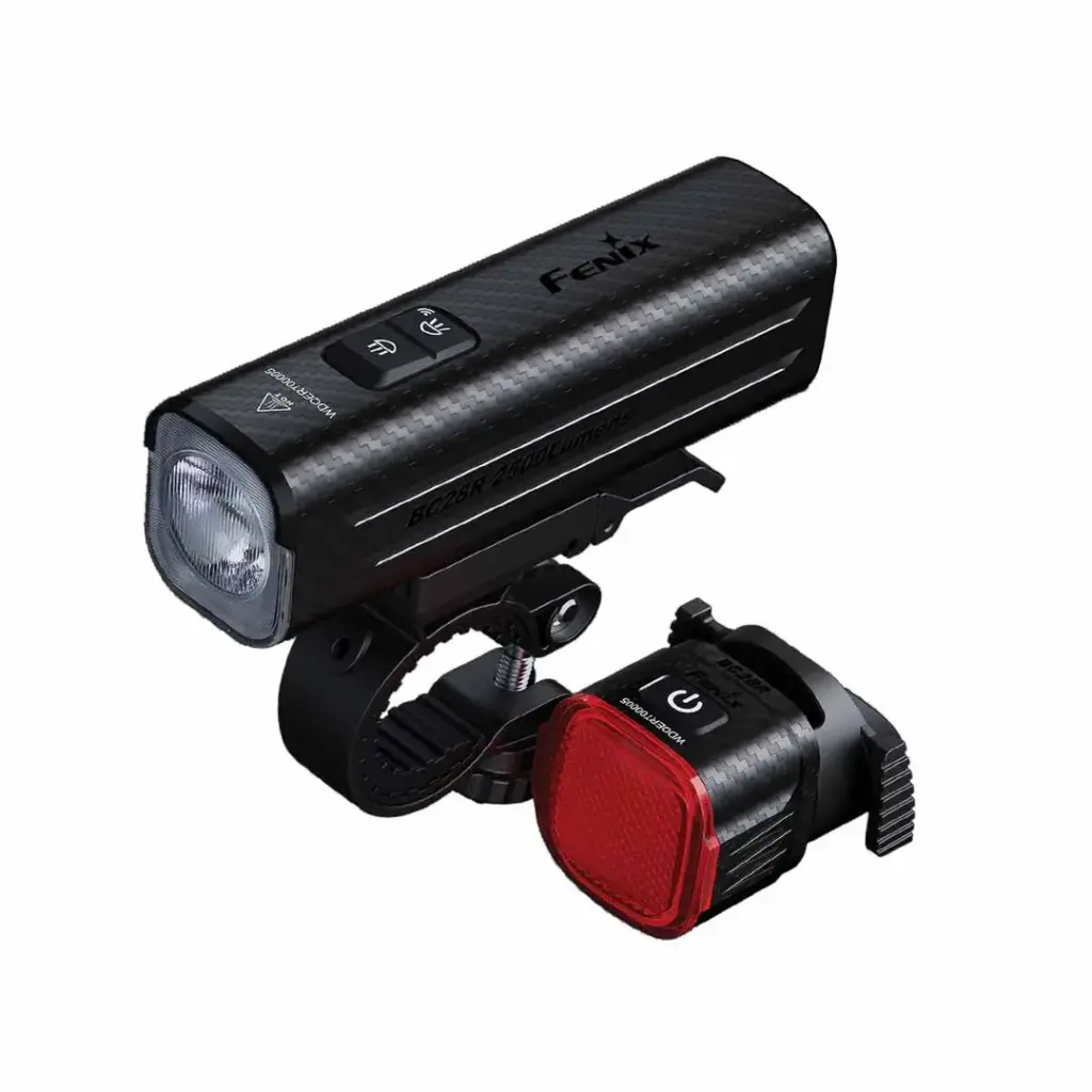 Lampu sepeda Fenix BC28R dengan baterai 21700 dan lampu belakang wireless