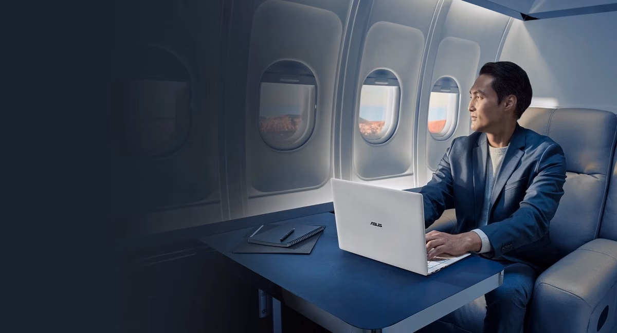 HP EliteBook Ultra G1i dengan layar OLED 120Hz dan Wi-Fi 7 untuk performa bisnis