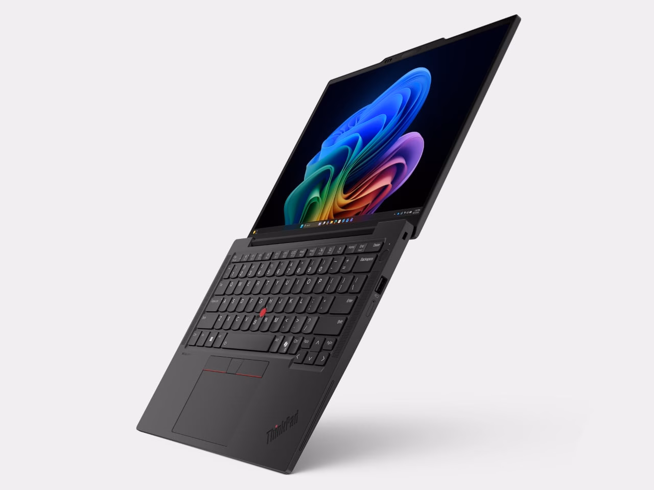 Layar FHD+ IPS 13 inci dengan tingkat kecerahan 400 nits di Lenovo ThinkPad X13 Gen 7