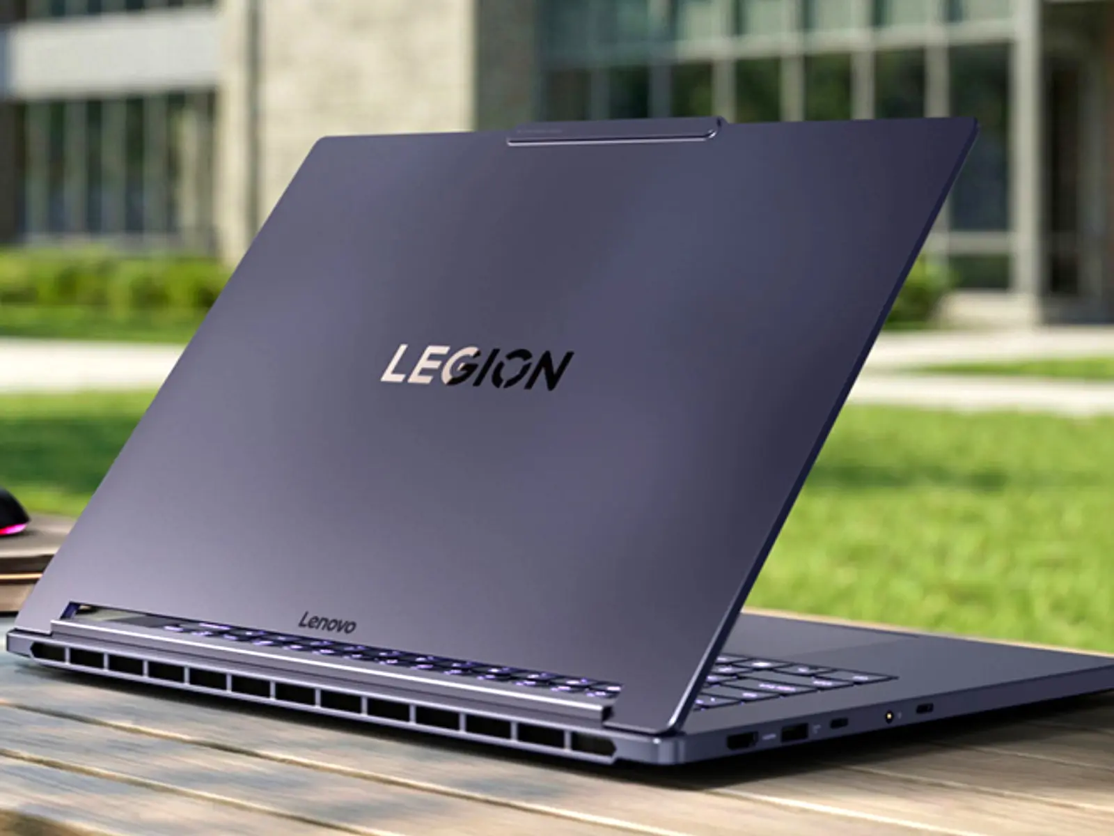 Lenovo Legion 7a 15 Inch: Laptop Gaming Bertenaga dengan Layar OLED 3 Lenovo Legion 7a 15 Inch: Laptop Gaming Bertenaga dengan Layar OLED