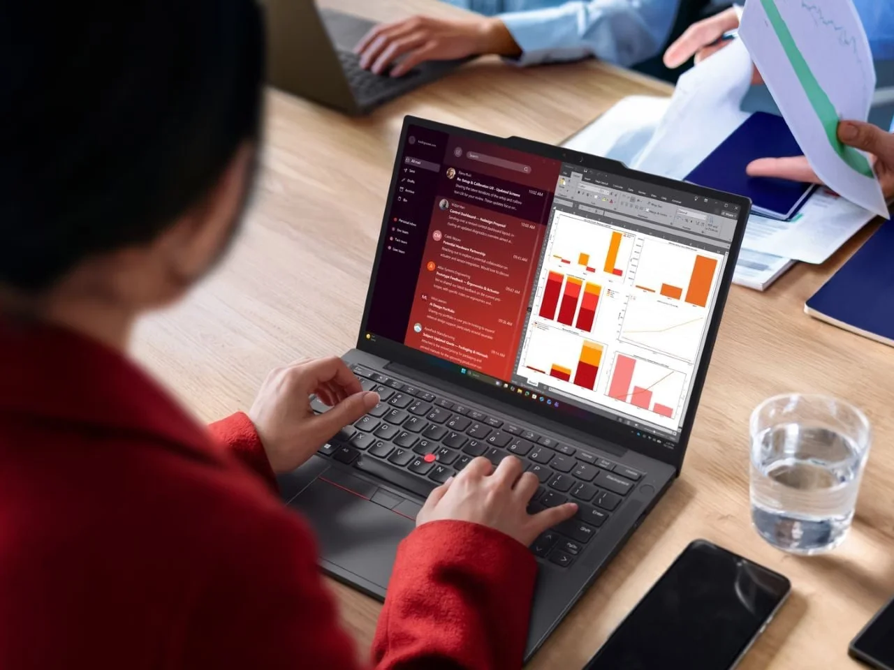 Lenovo ThinkPad X13 Gen 7 laptop bisnis ringan dengan layar FHD+ IPS