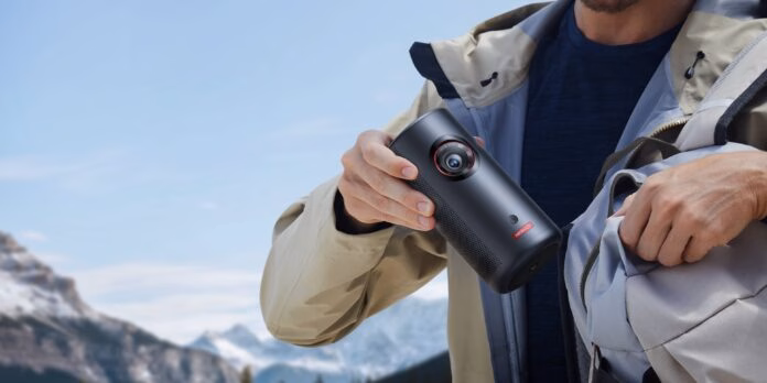 soundcore nebula capsule 3 laser proyektor portable dengan teknologi laser dan baterai built-in