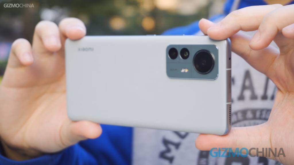 Proses update HyperOS untuk smartphone Xiaomi EOL