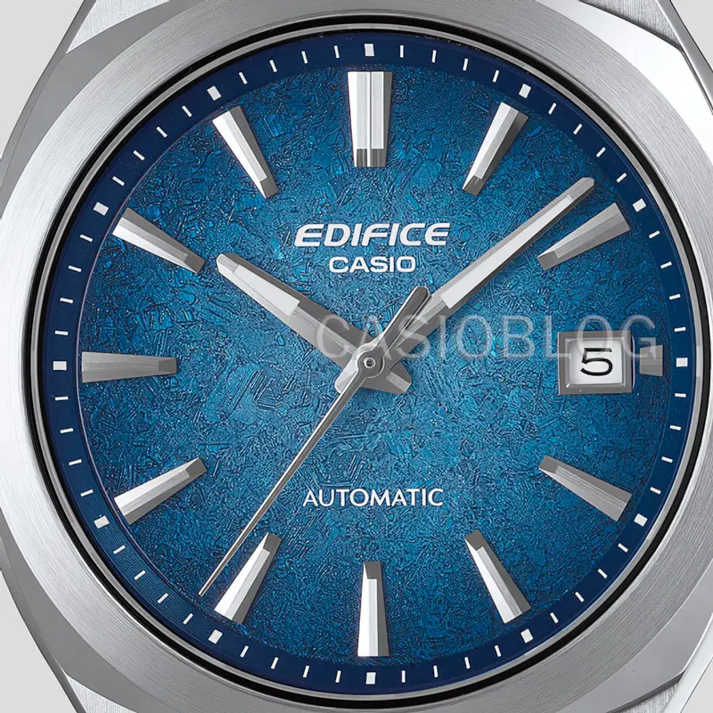 Detail desain dial Casio Edifice EFK-200 dengan finishing gradasi (Photo: Casio)